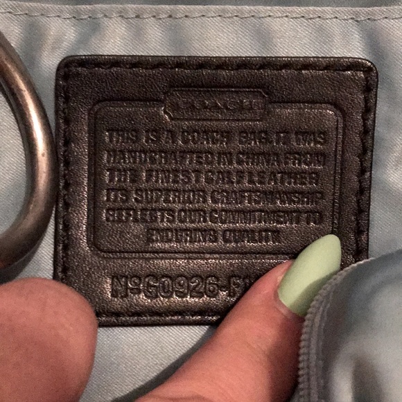 ✨Large COACH shoulder bag ✨ - Picture 4 of 7